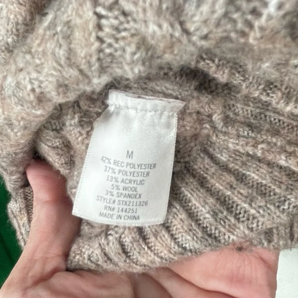 Francescas Cropped brown tan turtleneck sweater - Picture 3 of 6